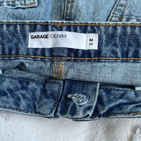 Garage Distressed Frayed Denim Zipper Skirt - Picture 8 of 10